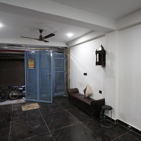 Hotel Twamev Couple Friendly Laxmi Nagar 新德里 外观 照片